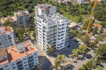 Apartamento T4 para Venda em Portimão