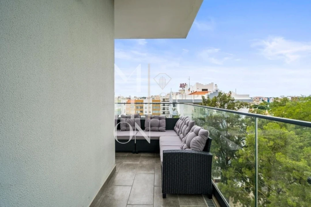 Apartamento T4 para Venda em Portimão Foto 13