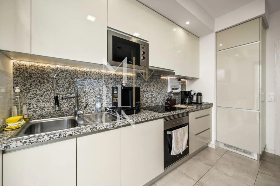 Apartamento T4 para Venda em Portimão Foto 12