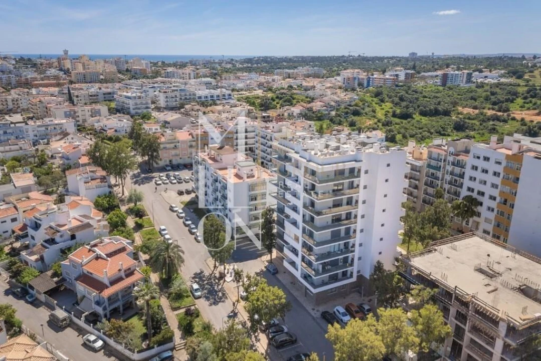 Apartamento T4 para Venda em Portimão Foto 53