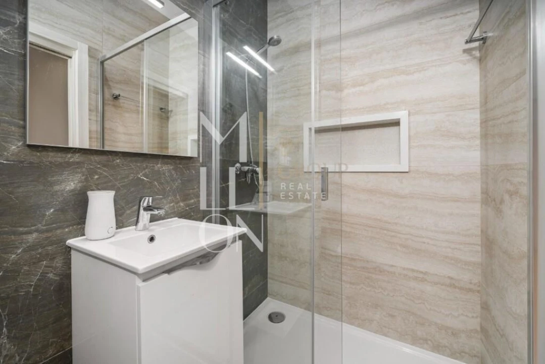 Apartamento T4 para Venda em Portimão Foto 23