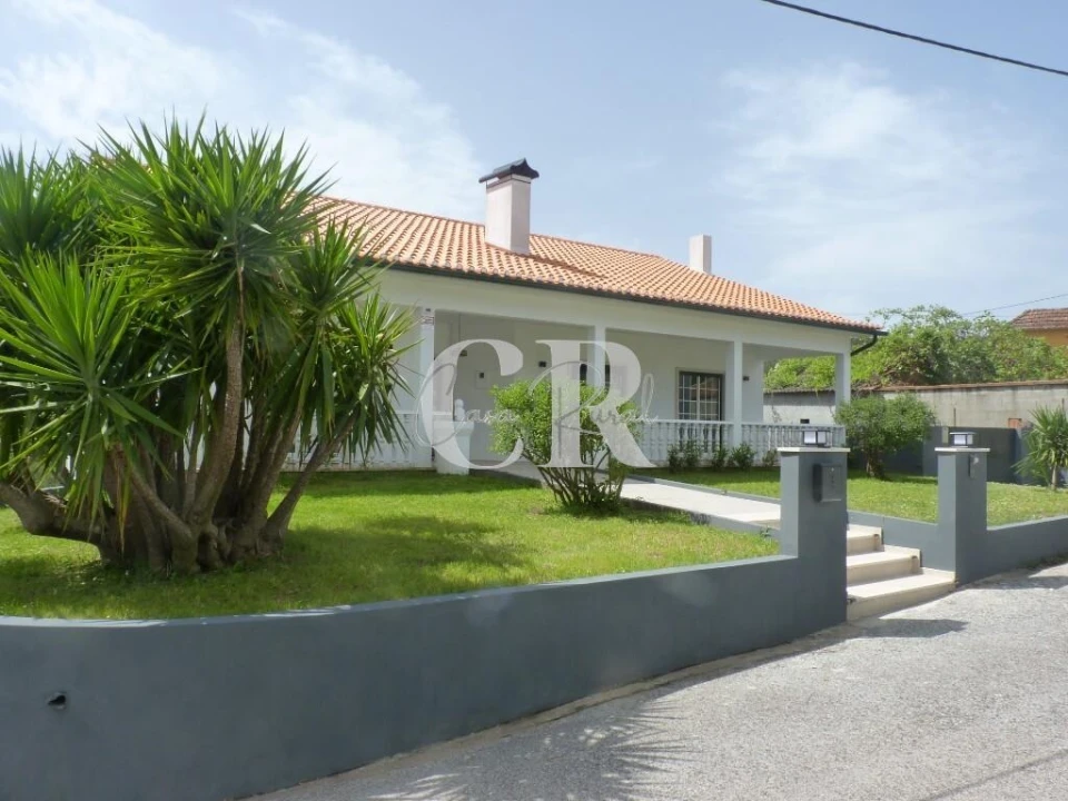 Moradia T3 para Venda em Vila Facaia Foto 3