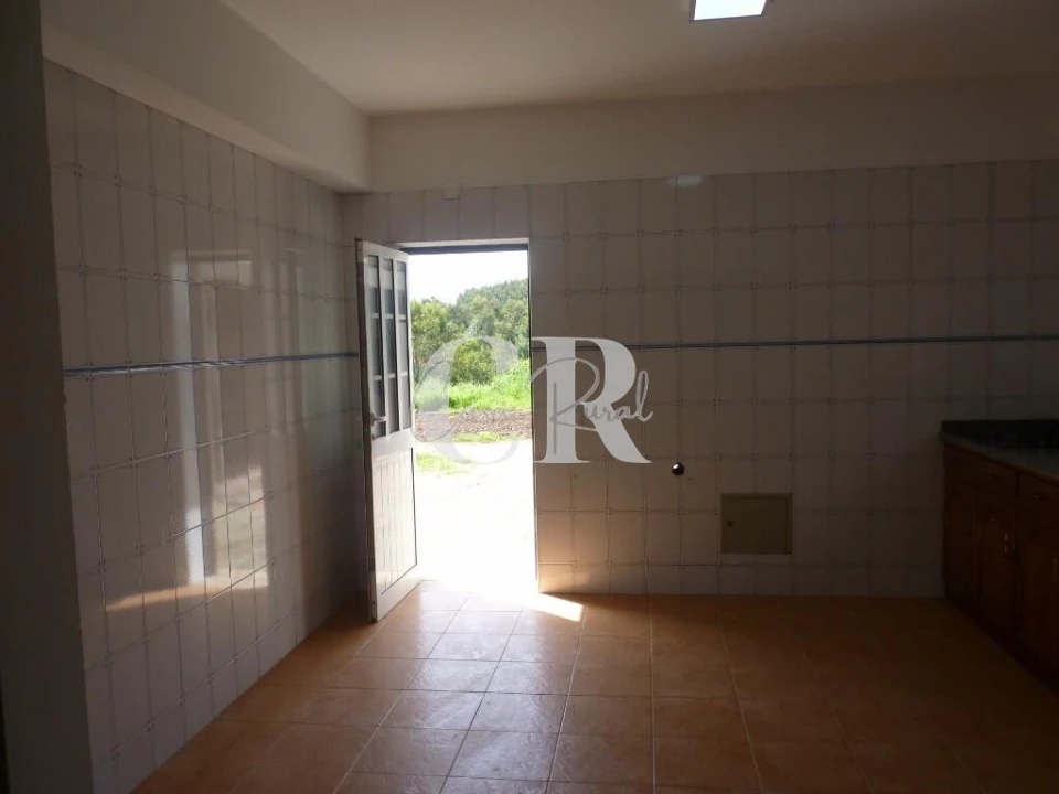 Moradia T3 para Venda em Vila Facaia Foto 52