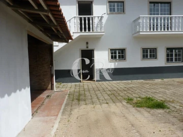 Moradia T3 para Venda em Vila Facaia