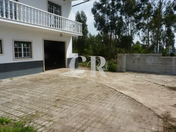 Moradia T3 para Venda em Vila Facaia