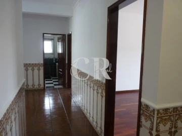 Moradia T3 para Venda em Vila Facaia