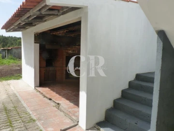 Moradia T3 para Venda em Vila Facaia