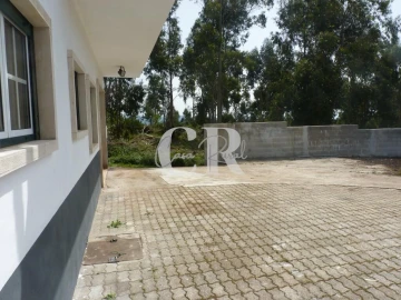 Moradia T3 para Venda em Vila Facaia