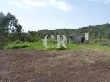 Moradia T3 para Venda em Vila Facaia