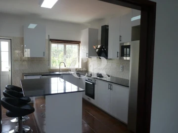 Moradia T3 para Venda em Vila Facaia