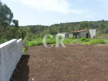 Moradia T3 para Venda em Vila Facaia