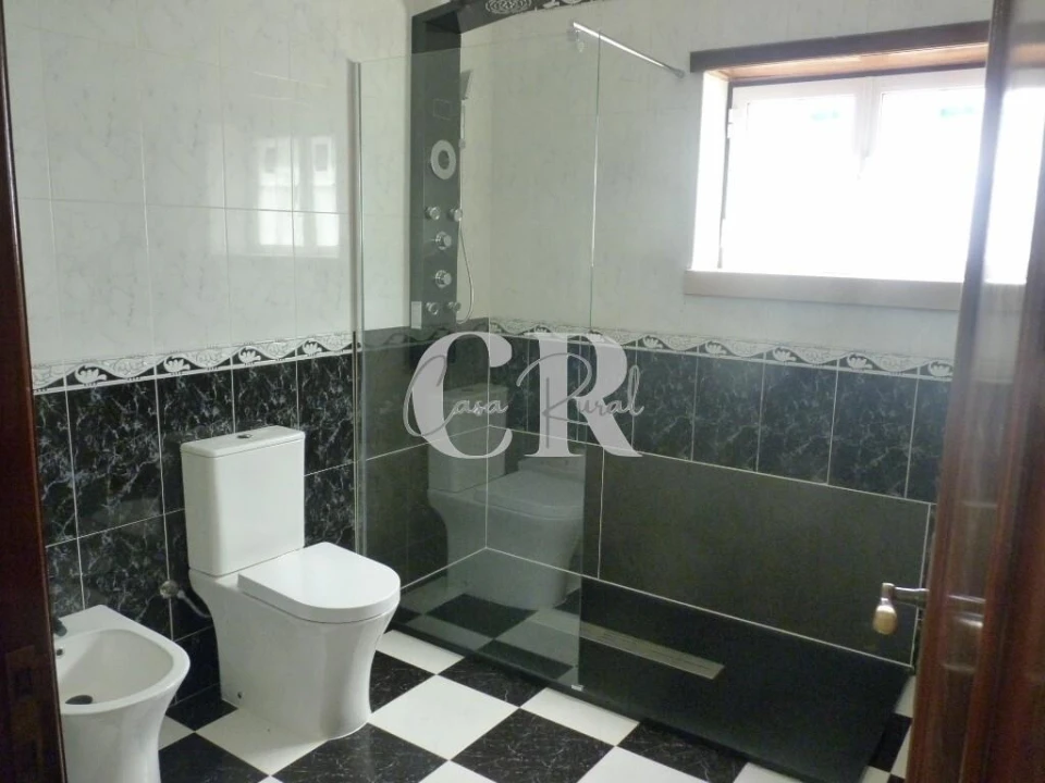 Moradia T3 para Venda em Vila Facaia Foto 32