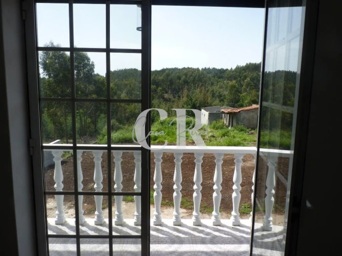 Moradia T3 para Venda em Vila Facaia Foto 28