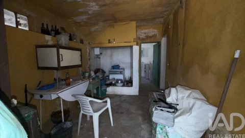 Moradia T3 para Venda em São Vicente do Paul e Vale de Figueira