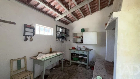 Moradia T3 para Venda em São Vicente do Paul e Vale de Figueira