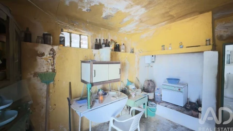 Moradia T3 para Venda em São Vicente do Paul e Vale de Figueira