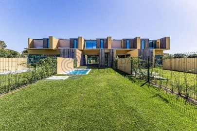 Moradia T3 para Venda em Quarteira