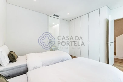 Moradia T3 para Venda em Quarteira