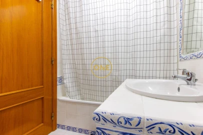 Apartamento T1 para Venda em Corroios