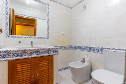 Apartamento T1 para Venda em Corroios