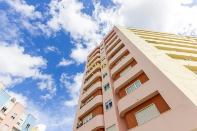 Apartamento T1 para Venda em Corroios