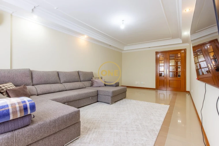 Apartamento T1 para Venda em Corroios Foto 18