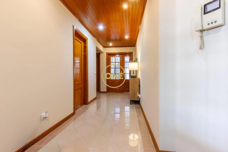 Apartamento T1 para Venda em Corroios Foto 14