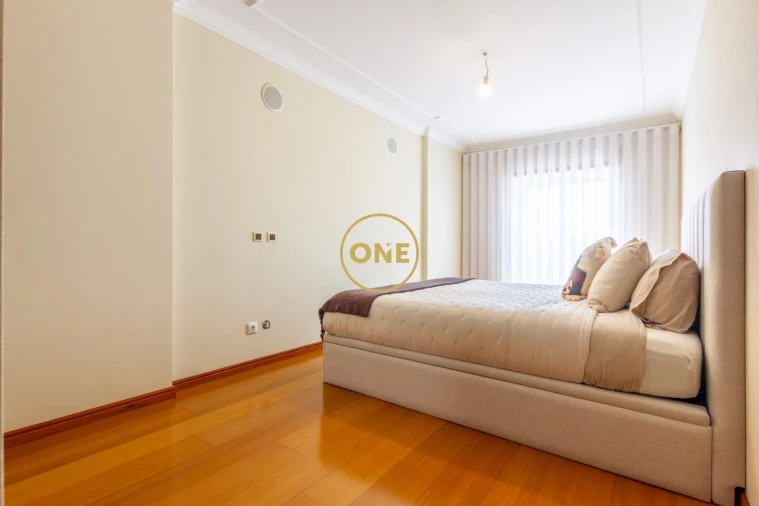 Apartamento T1 para Venda em Corroios Foto 24