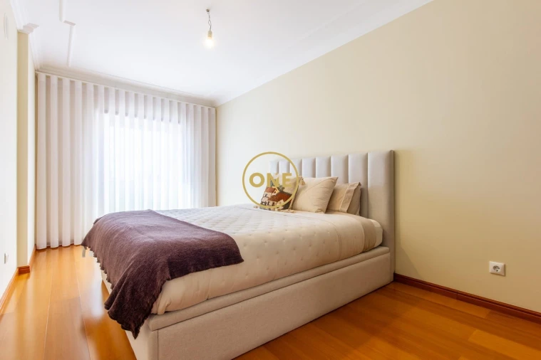 Apartamento T1 para Venda em Corroios Foto 16