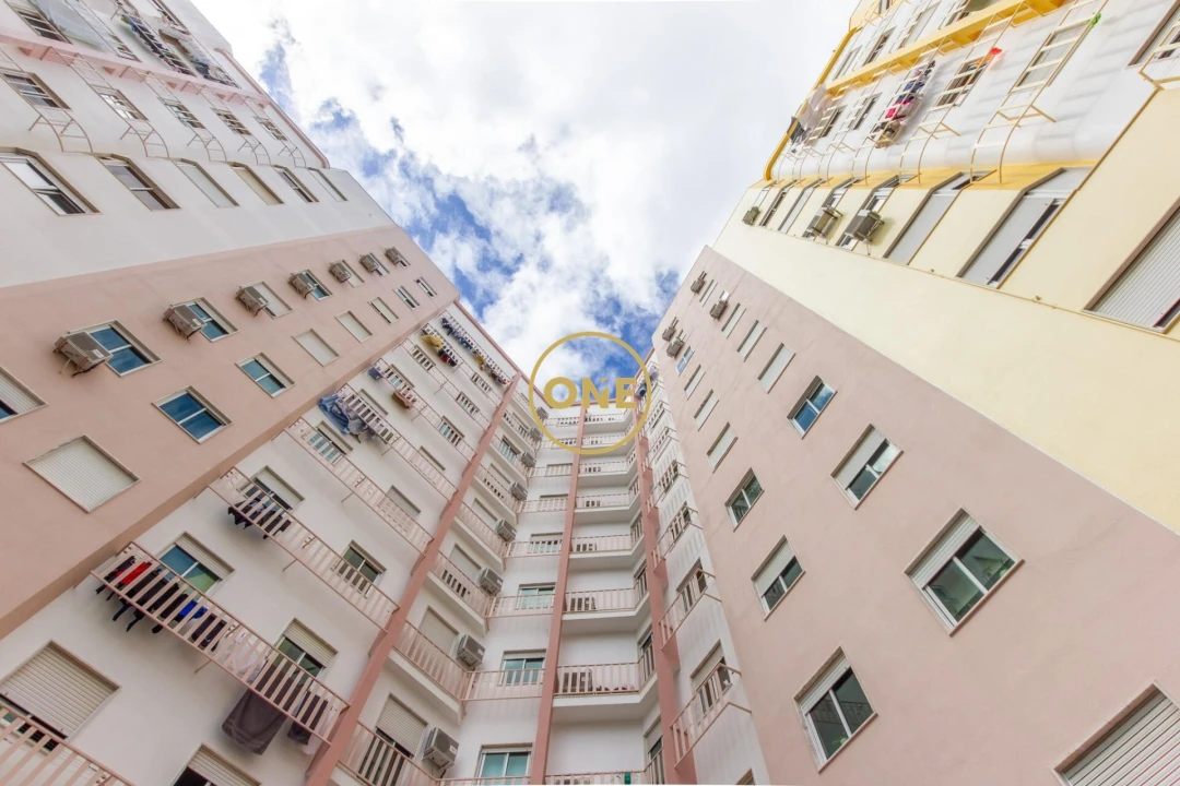 Apartamento T1 para Venda em Corroios Foto 23