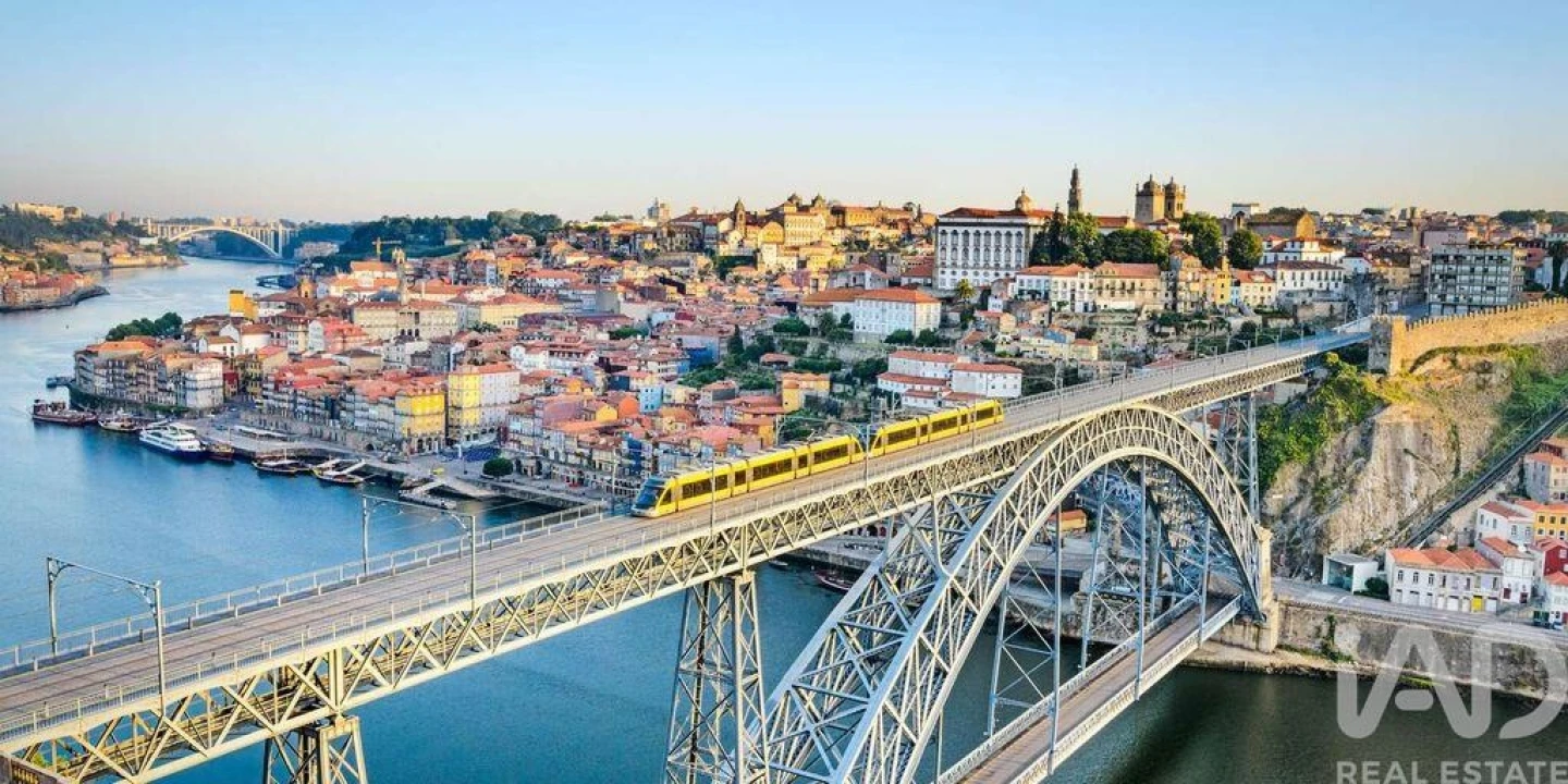 Terreno para Venda em Paranhos Foto 2