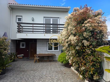 Moradia T4 para Venda em Alcabideche