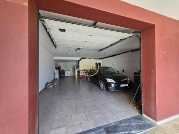 Moradia T4 para Venda em Alcabideche