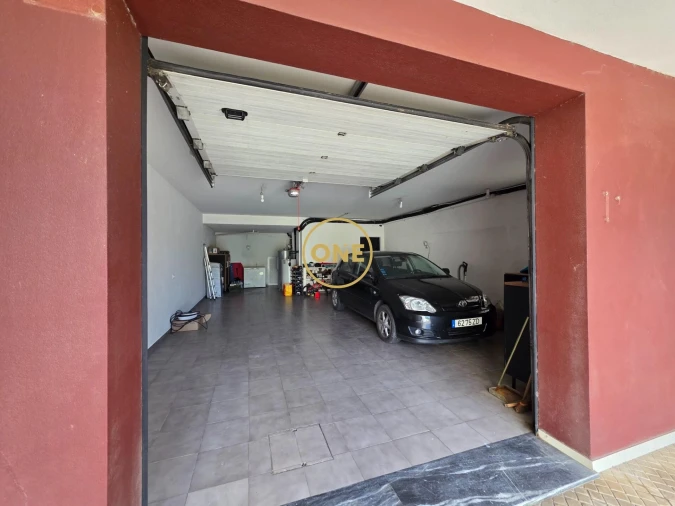 Moradia T4 para Venda em Alcabideche Foto 77