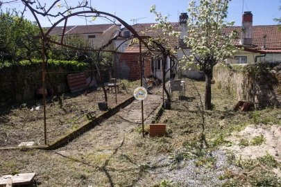 Moradia T3 para Venda em Lousã e Vilarinho