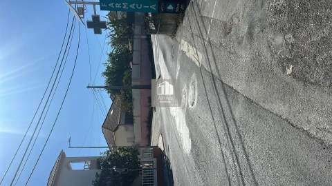 Terreno para Venda em Charneca de Caparica e Sobreda