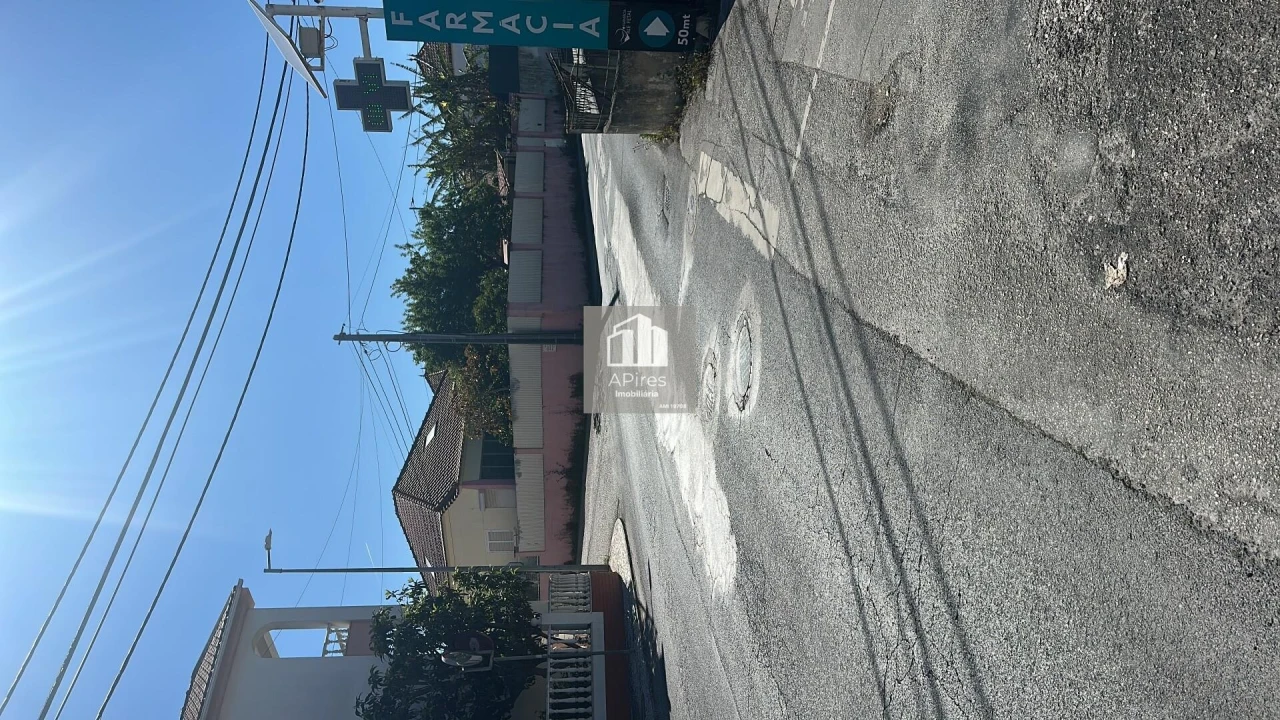Terreno para Venda em Charneca de Caparica e Sobreda Foto 2