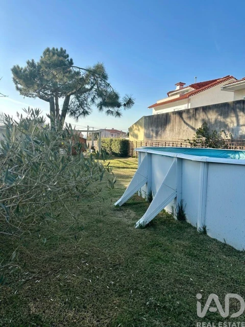 Terreno para Venda em Arcozelo