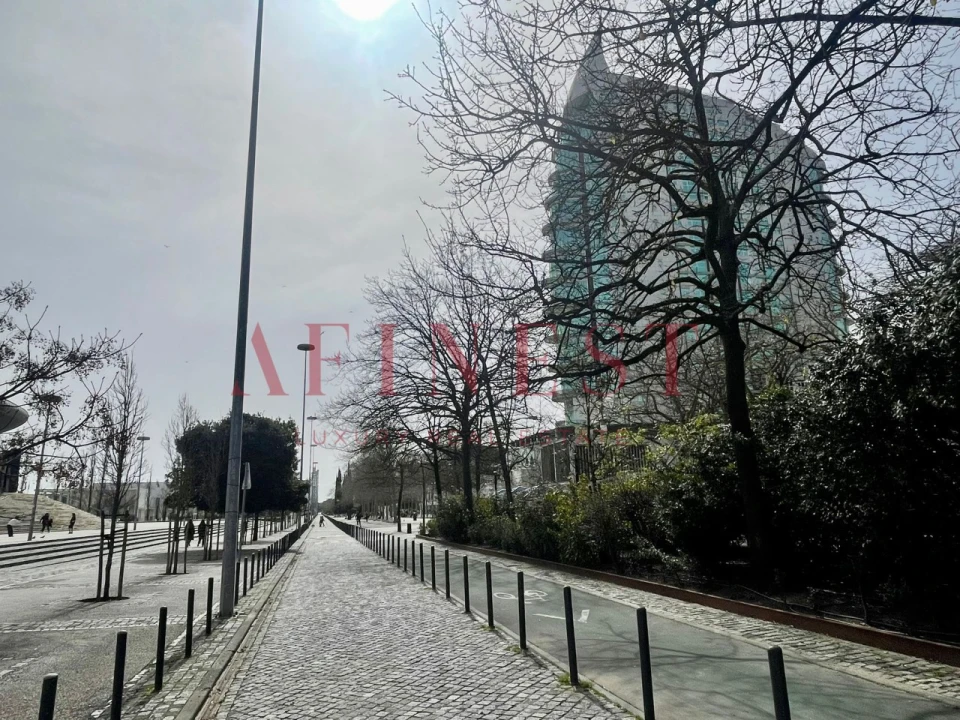 Apartamento T2 para Arrendamento em Parque das Nações Foto 15