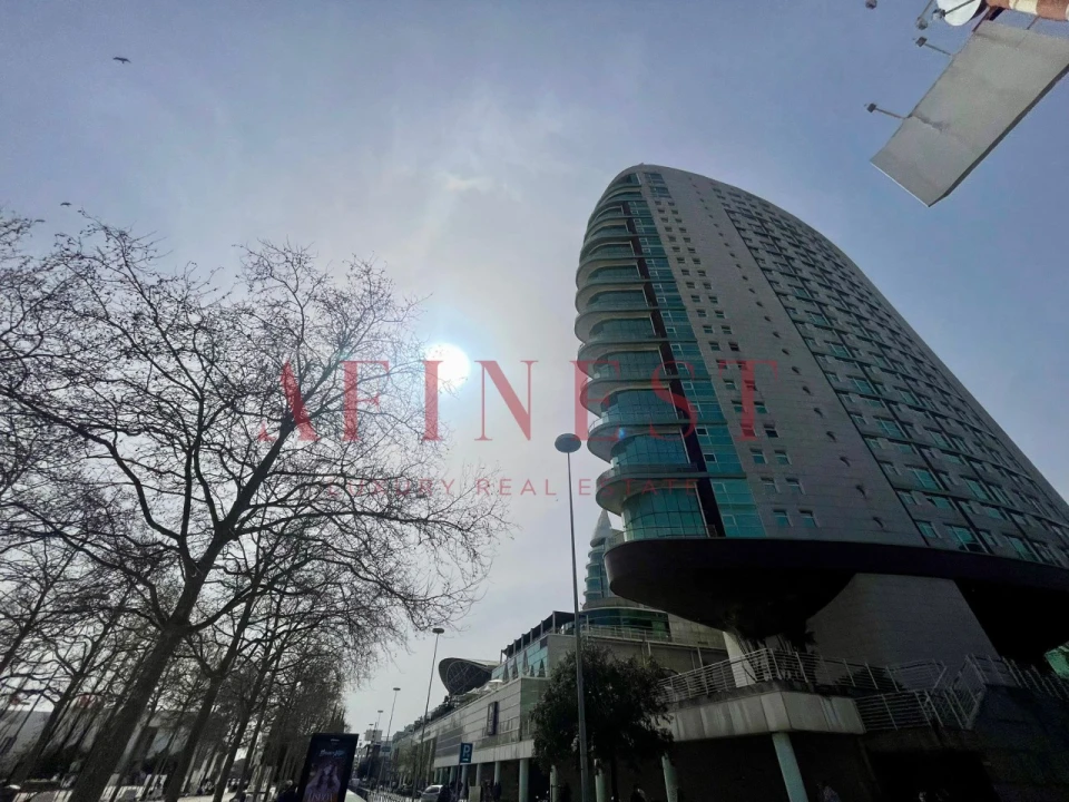 Apartamento T2 para Arrendamento em Parque das Nações Foto 17