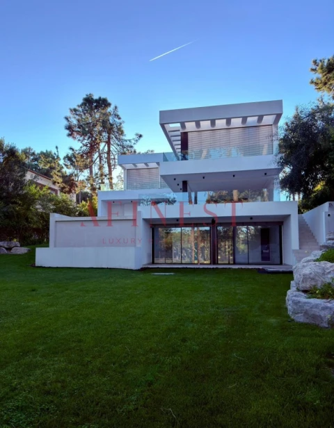 Moradia T6 para Venda em Charneca de Caparica e Sobreda