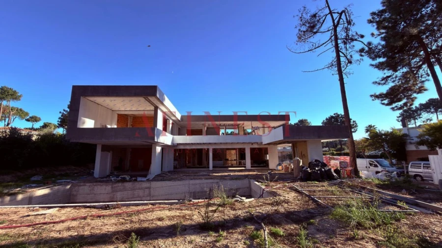 Moradia T6 para Venda em Charneca de Caparica e Sobreda Foto 6