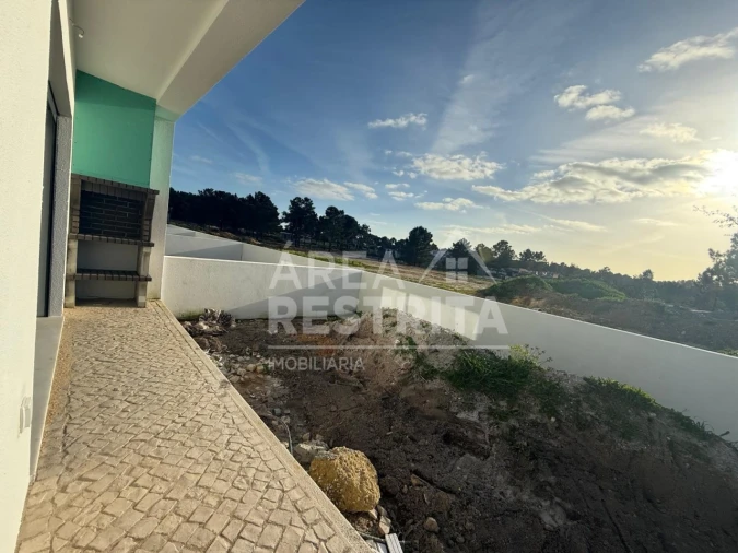 Moradia T2 para Venda em Fernao Ferro Foto 9