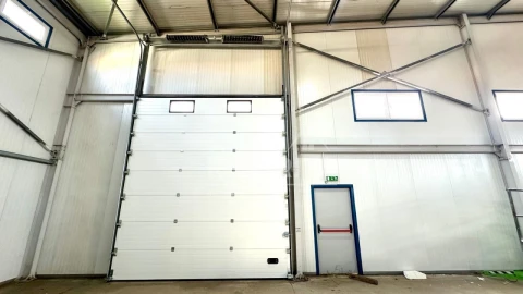 Armazém para Venda em Atalaia e Alto Estanqueiro-Jardia