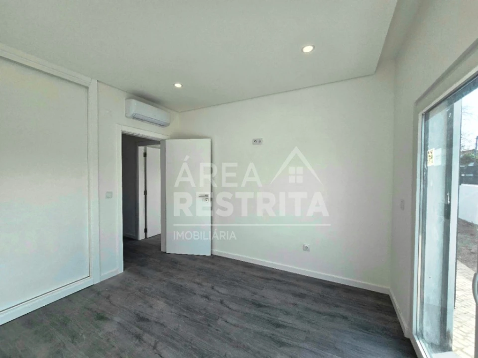 Moradia T3 para Venda em Azeitão (São Lourenço e São Simão) Foto 32