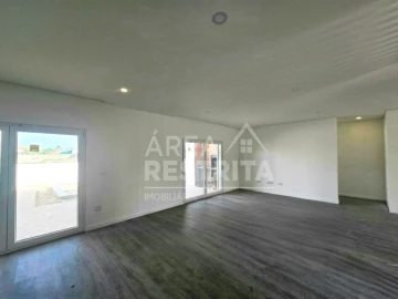 Moradia T3 para Venda em Azeitão (São Lourenço e São Simão)