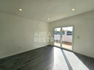 Moradia T3 para Venda em Azeitão (São Lourenço e São Simão)