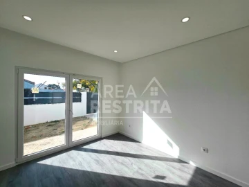 Moradia T3 para Venda em Azeitão (São Lourenço e São Simão)