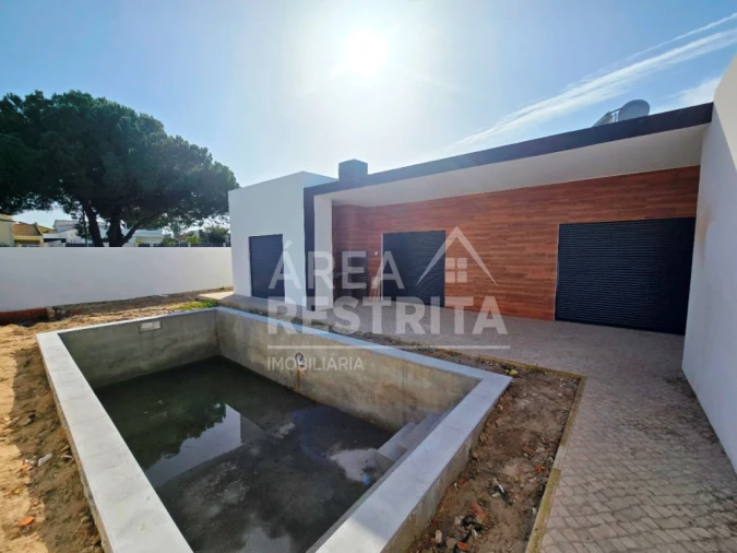 Moradia T3 para Venda em Azeitão (São Lourenço e São Simão) Foto 9