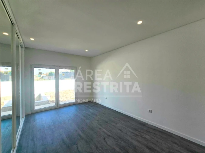 Moradia T3 para Venda em Azeitão (São Lourenço e São Simão) Foto 22